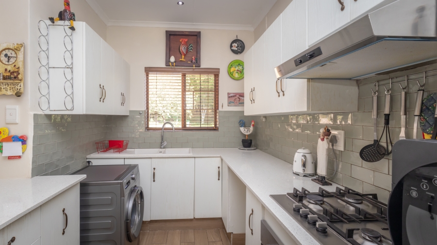 3 Bedroom Property for Sale in The Coves North West